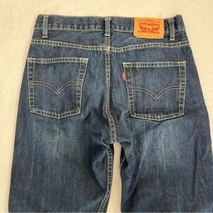 Levi’s 514 Jeans